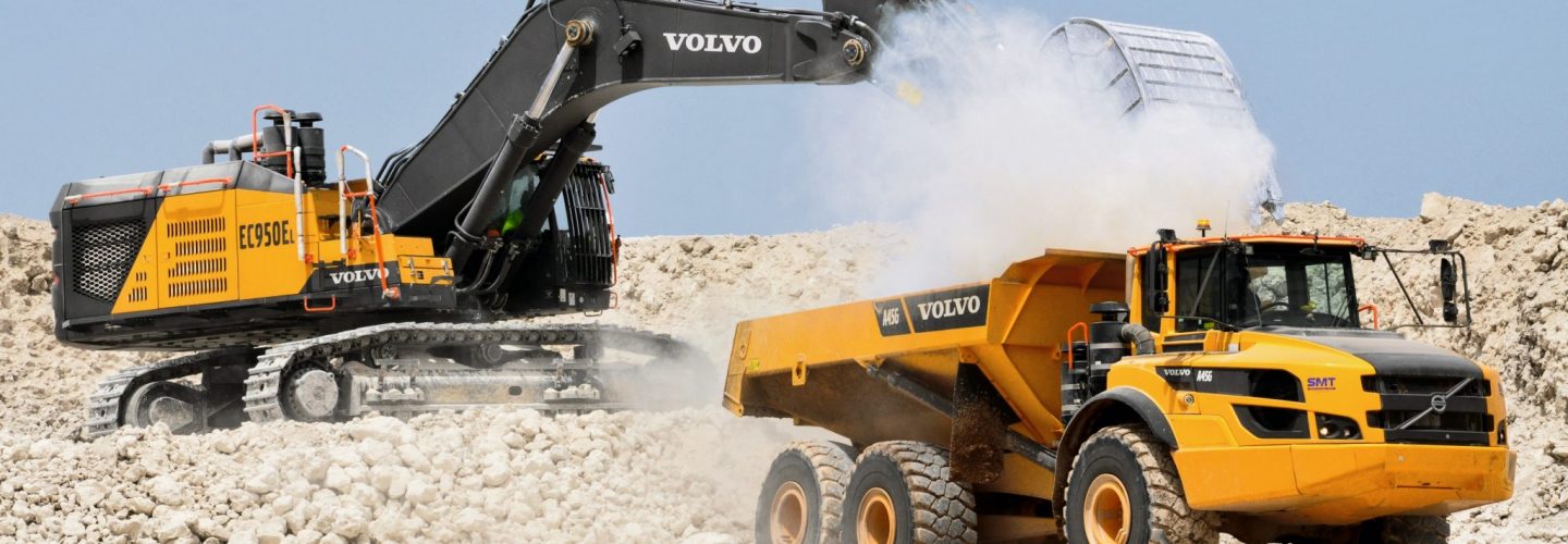 Volvo ADT A45G Dumper Articuled Excavator EC950 Pelle EC950E Volvo Contruction Equipment VCE