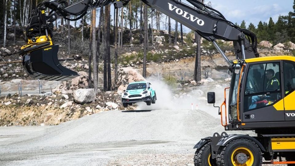 u5d8b23990d2aeae7c7e1f9a1 volvo ce and world rx to work on developing the next generation of rallycross tracks 03
