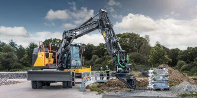 volvo benefit wheeled excavator ewr150 electric increased versatility 23241200